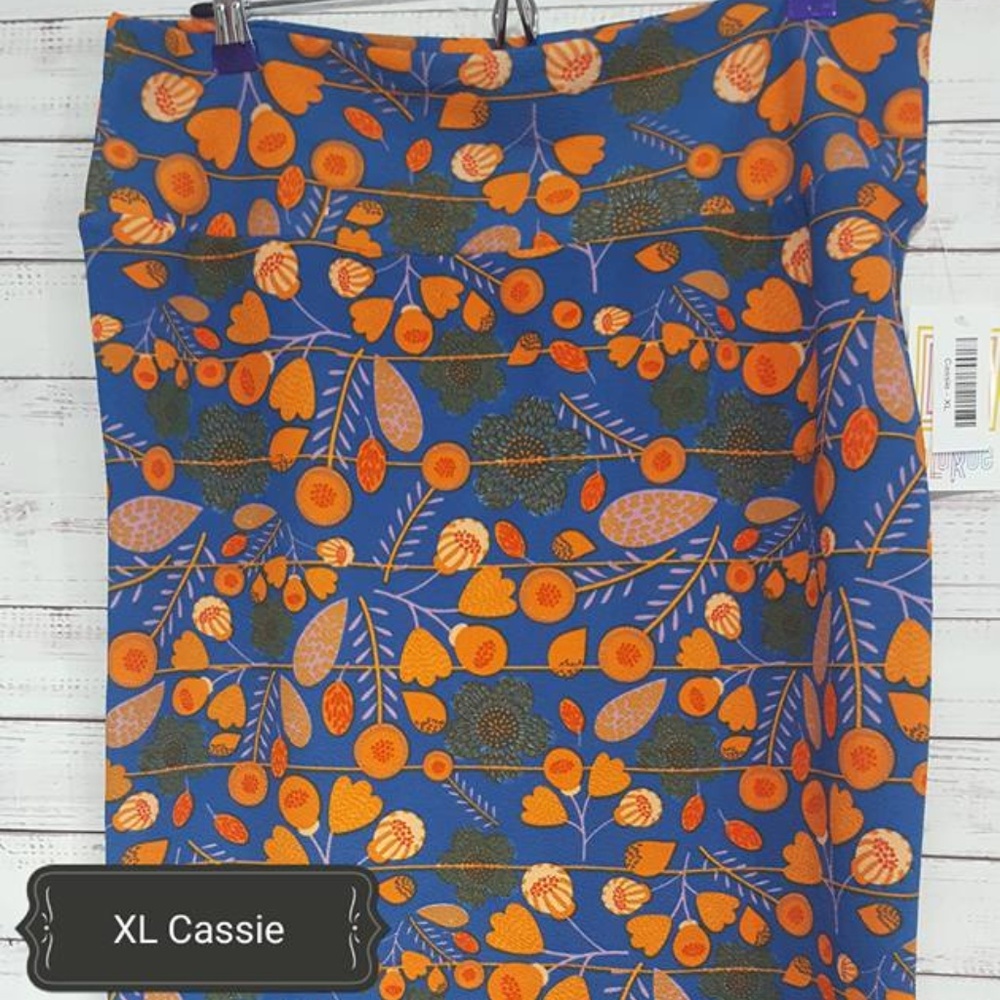 XL Lularoe Cassie